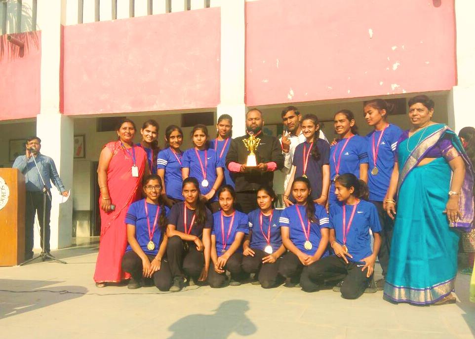 Our School girls Kho-kho under 19 team won in ‘Inter-School Kabaddi and Kho-Kho Tournament-2017”, held in the Roseland Public School. 