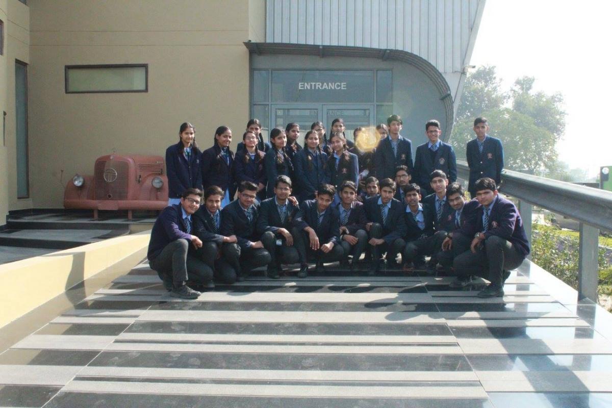 Students of class 9th and 10th visited Heritage Transport Museum, as a part of their tourism project.